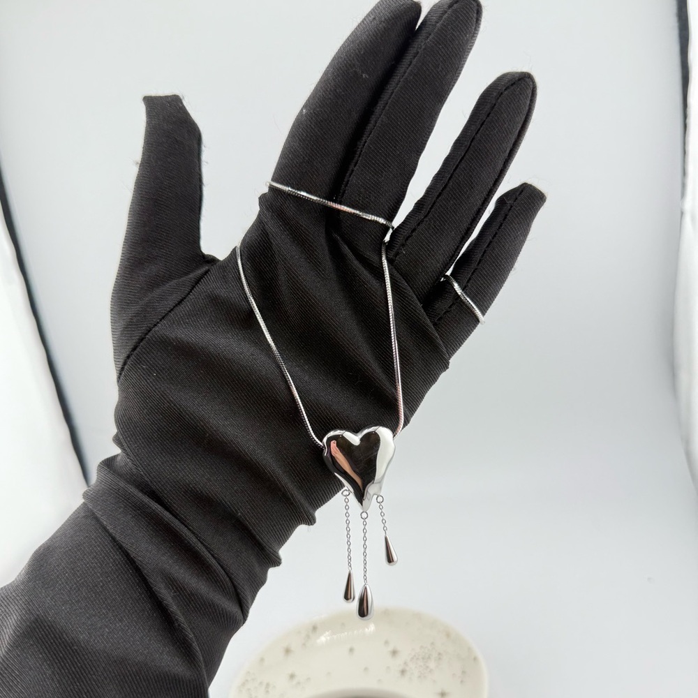 Silver Stainless Steel Heart Necklace – Elegant & Romantic - Picture 13 of 14